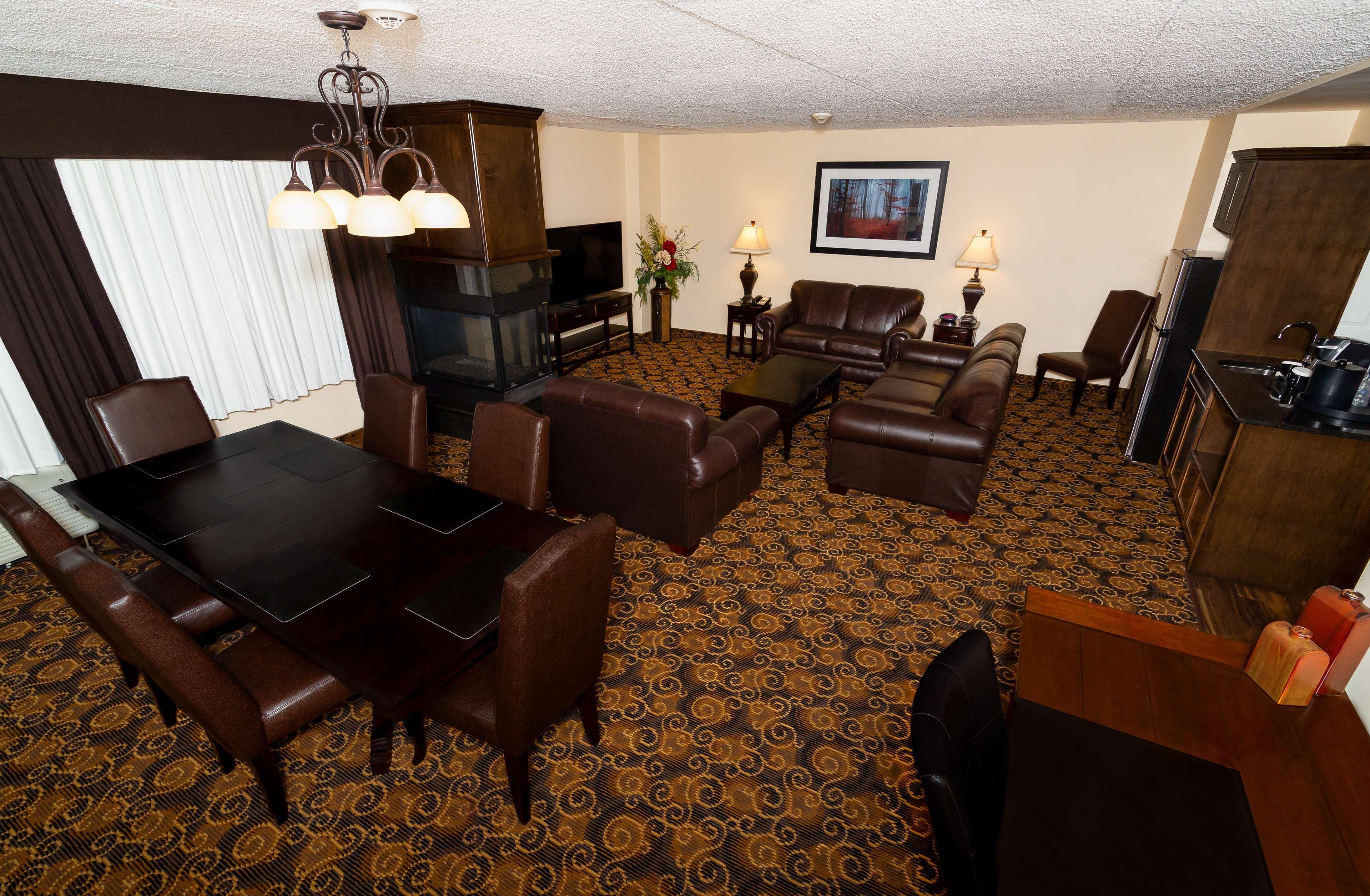 Best Western Plus Dryden Hotel And Conference Centre Экстерьер фото