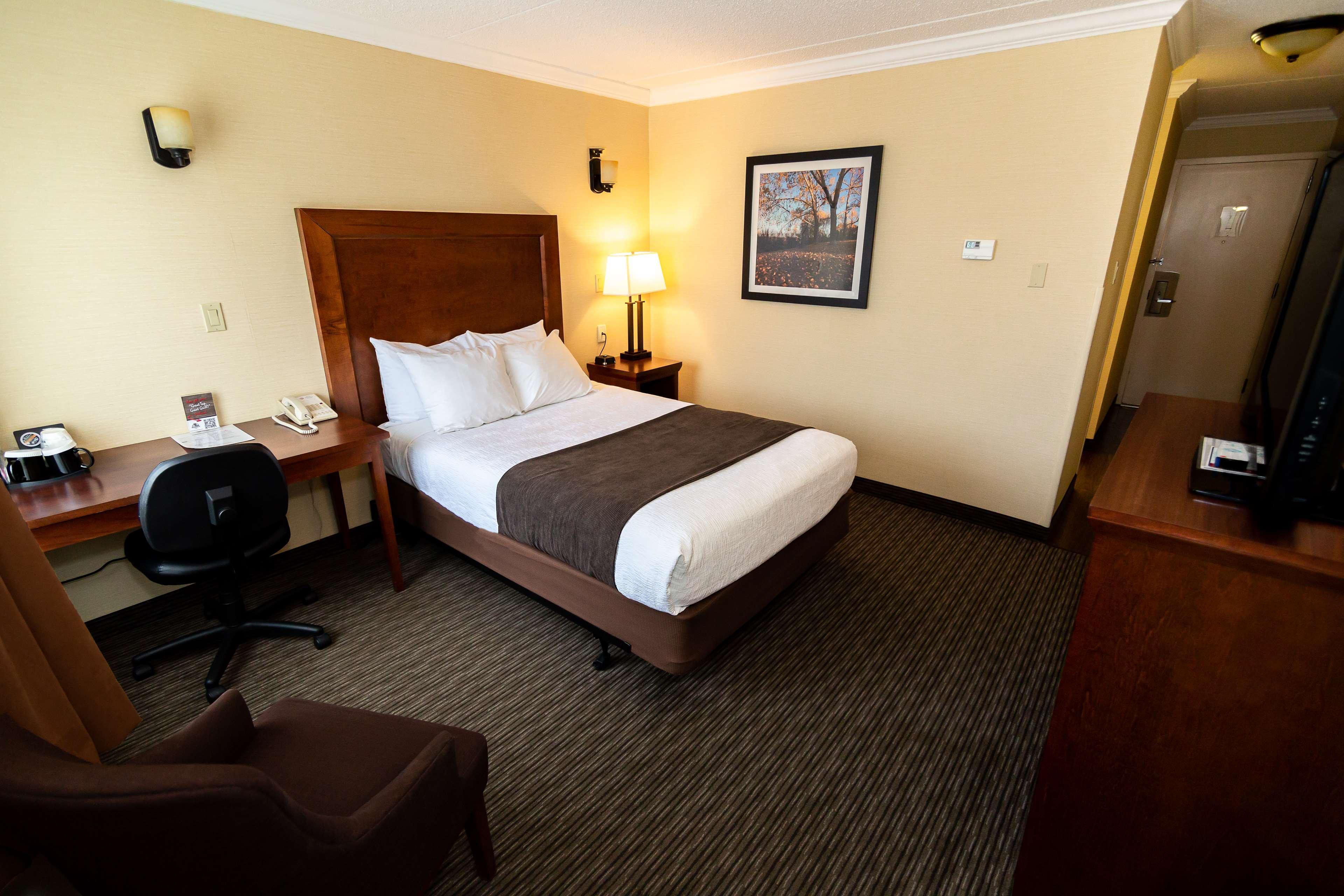 Best Western Plus Dryden Hotel And Conference Centre Экстерьер фото