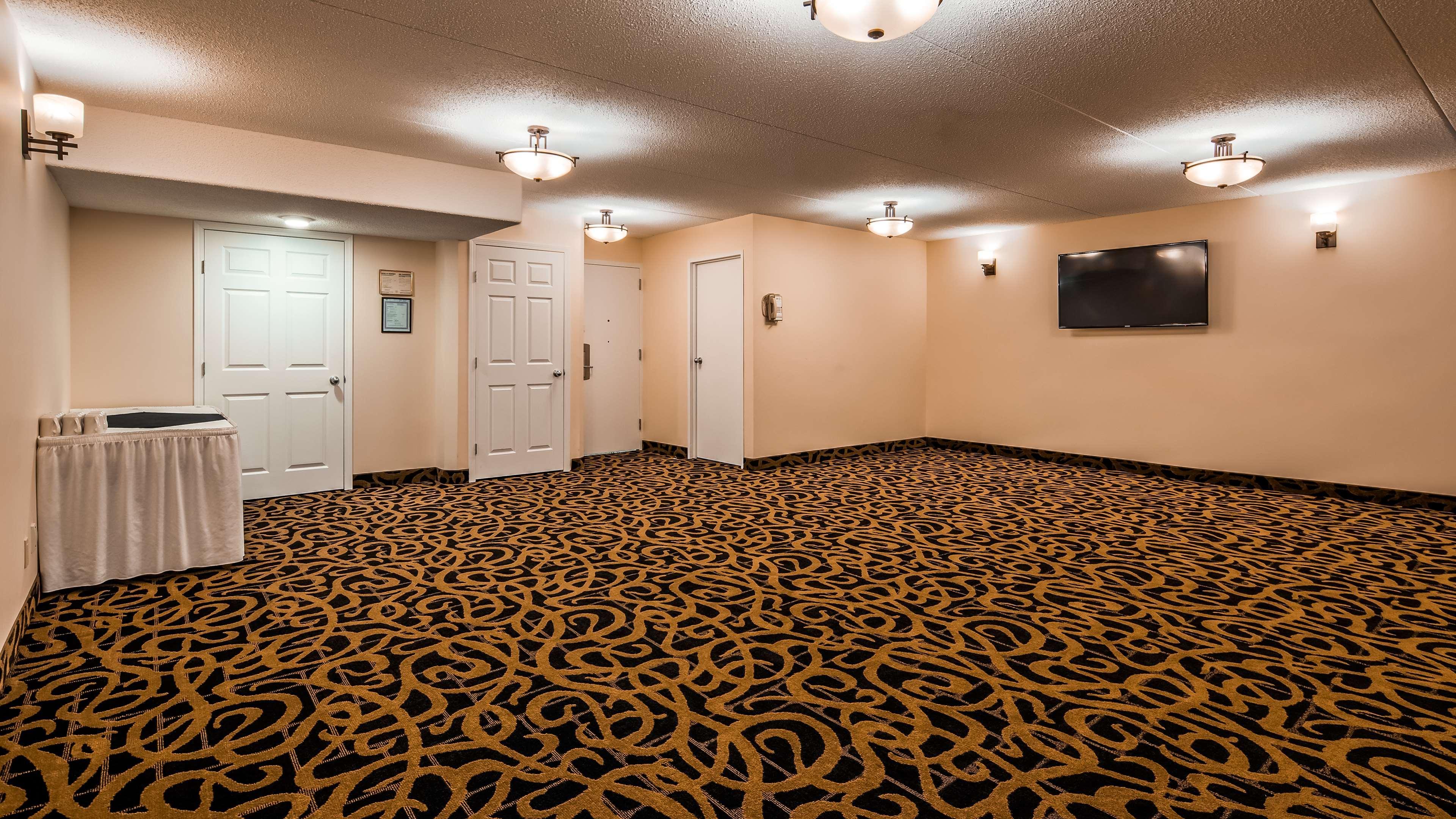 Best Western Plus Dryden Hotel And Conference Centre Экстерьер фото